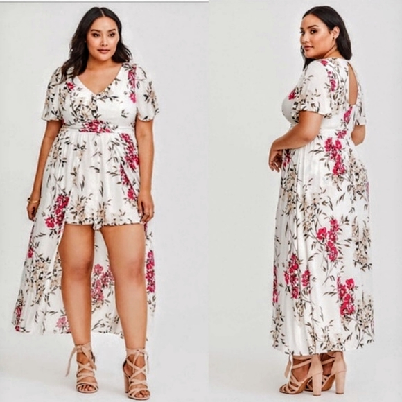 torrid Pants - Torrid Challis Walk Through floral romper size 14